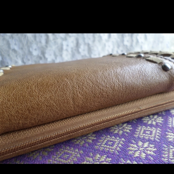 Montana West brown leather zip & snap close wallet braided detail - Picture 5 of 10